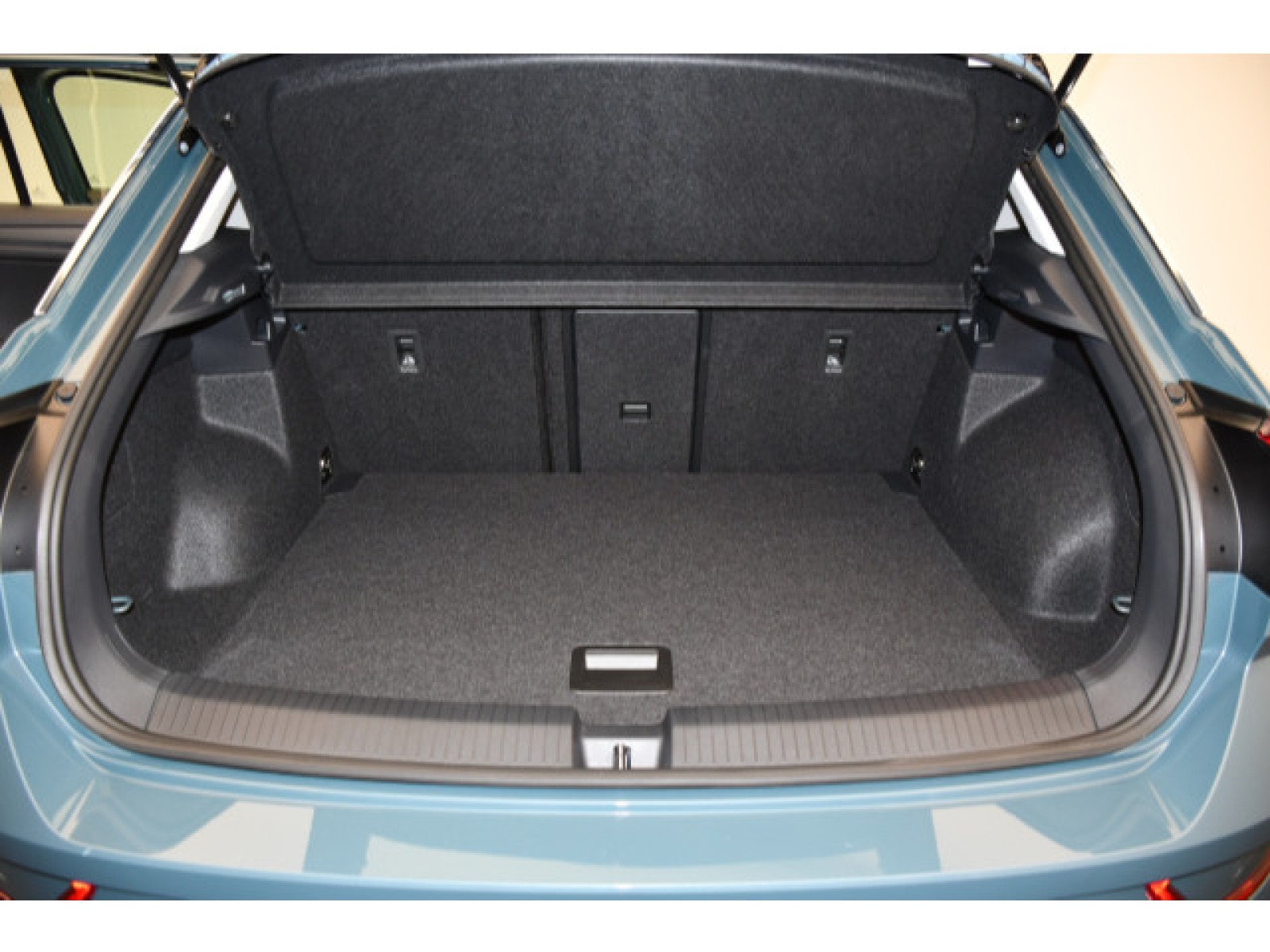 Volkswagen - T-Roc_10