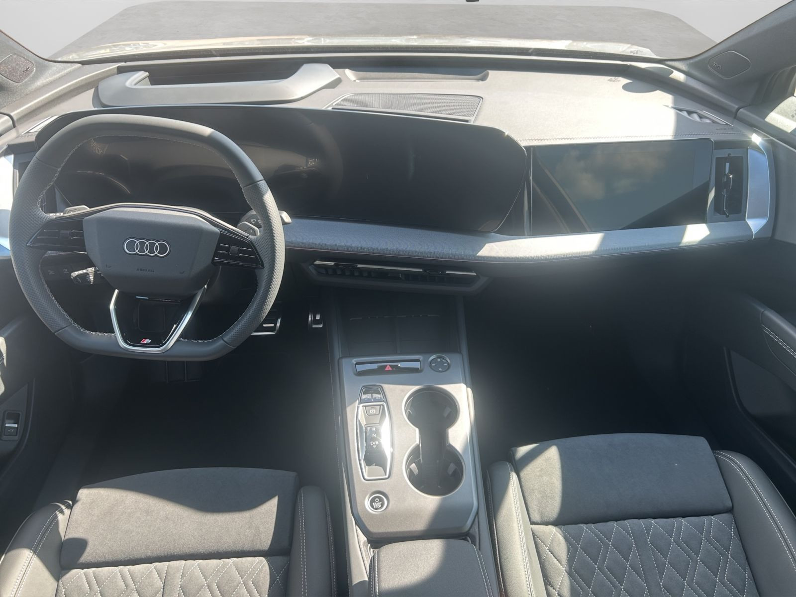 Audi - Q4 e-tron_7