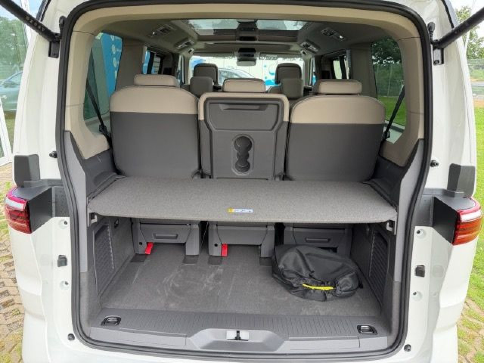 Volkswagen - T7 Multivan_17