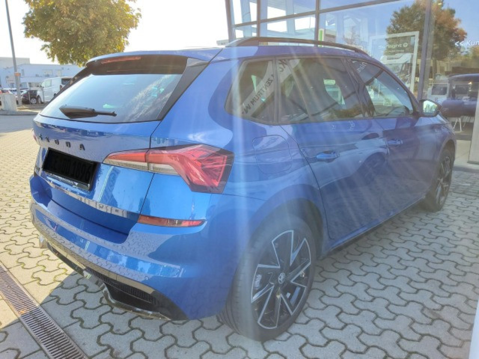 diagonalansicht-hinten-aussen