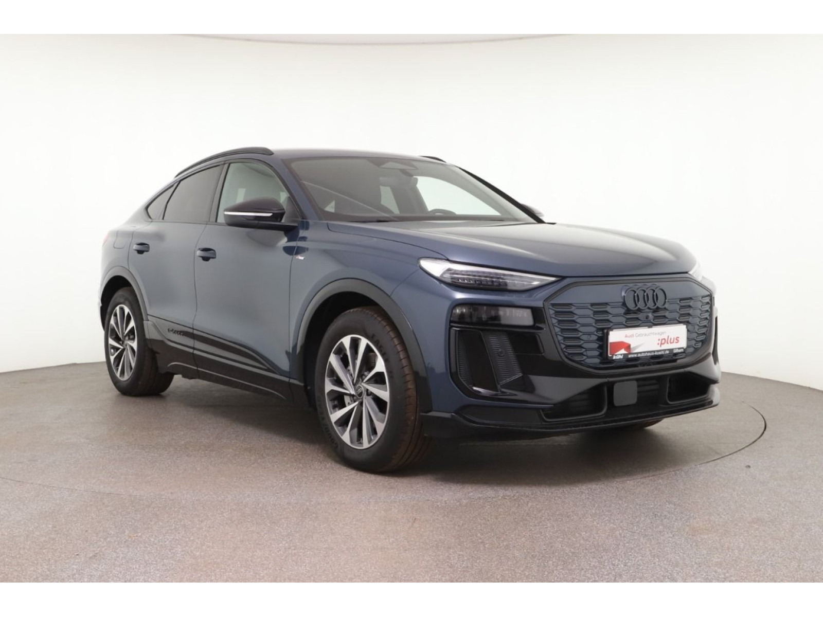 Audi - Q6 Sportback e-tron_5
