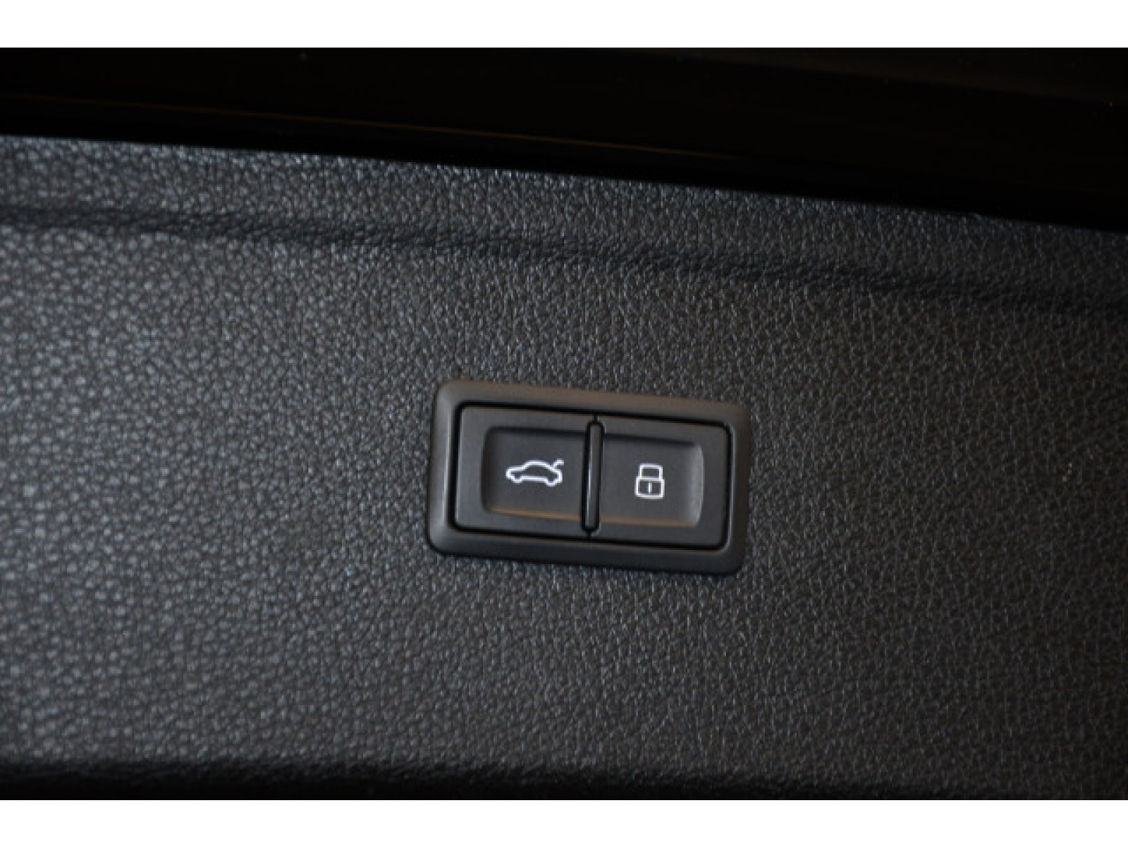 Audi - Q5_12