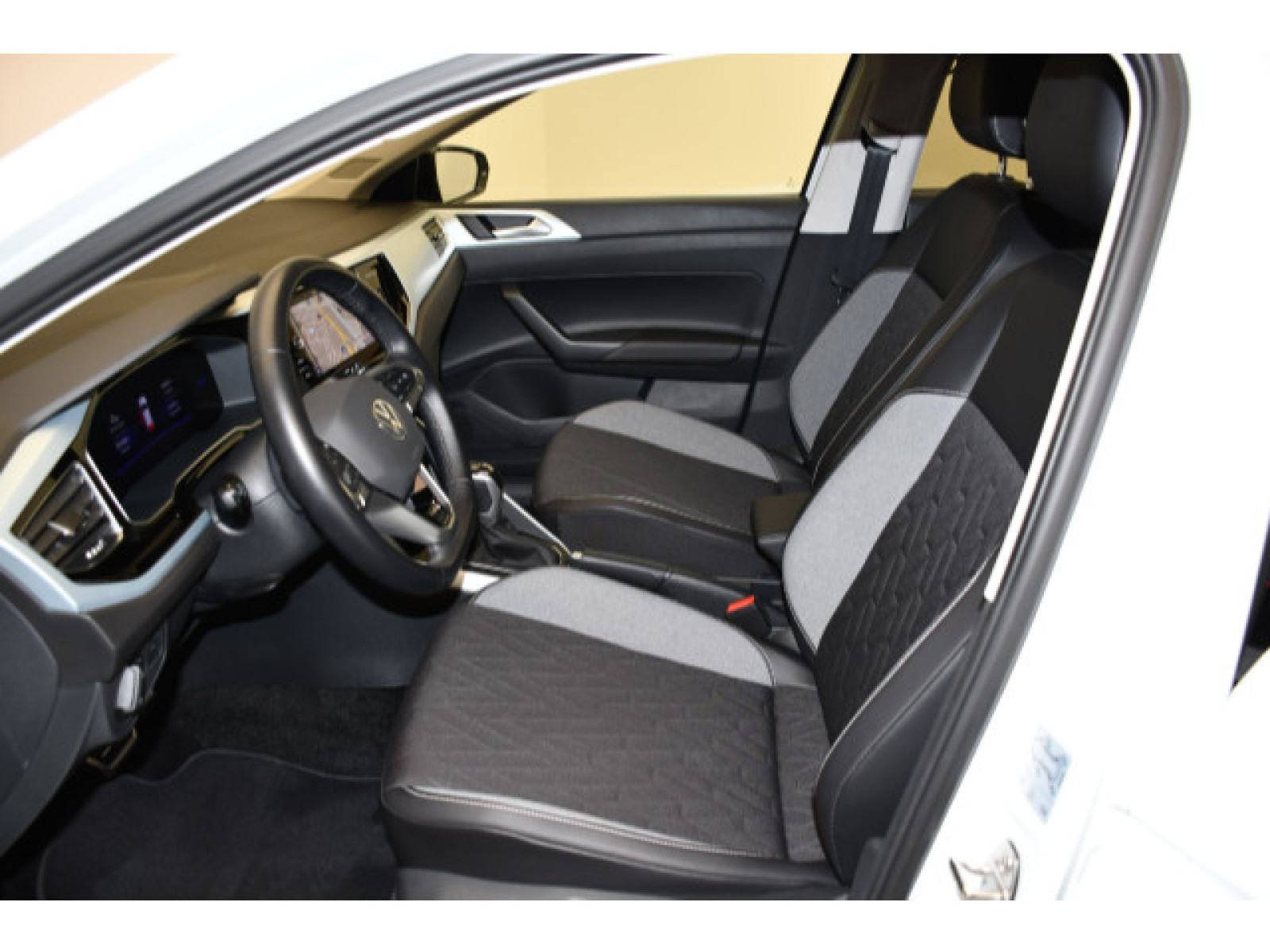 Volkswagen - Polo_3