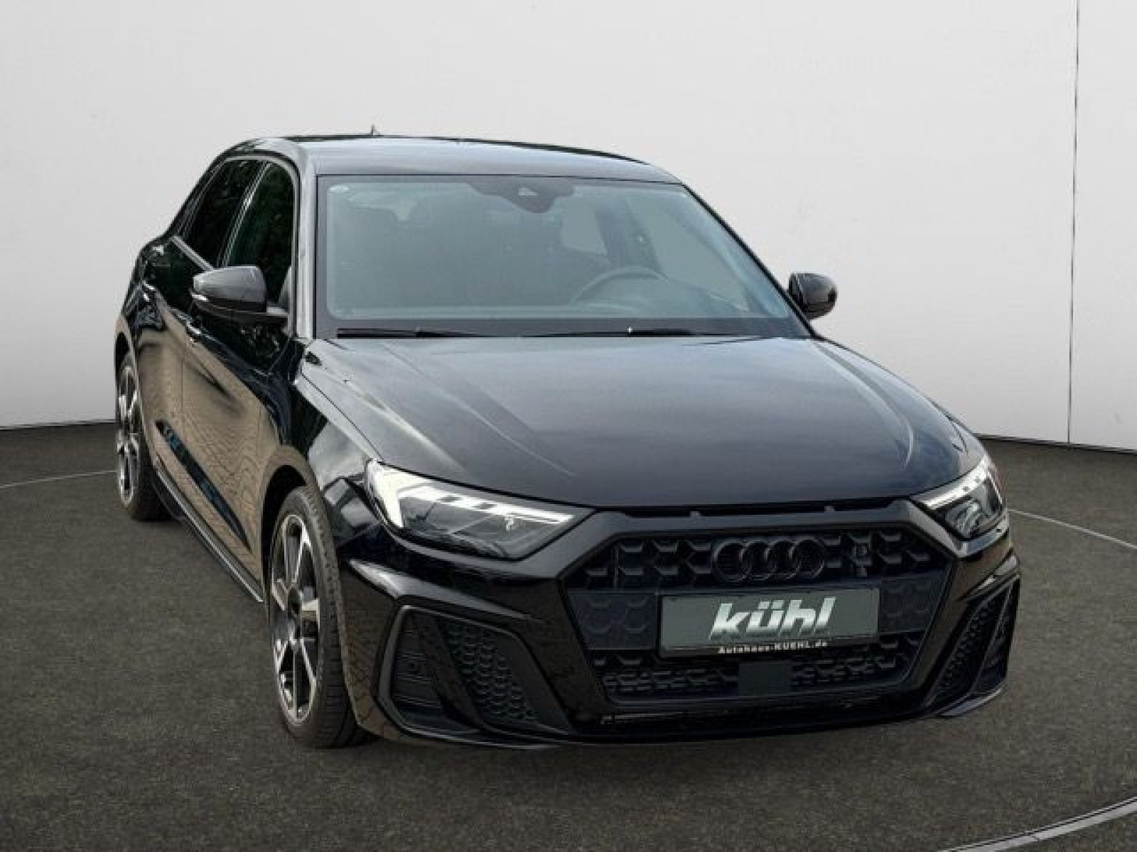 diagonal-frontansicht-aussen