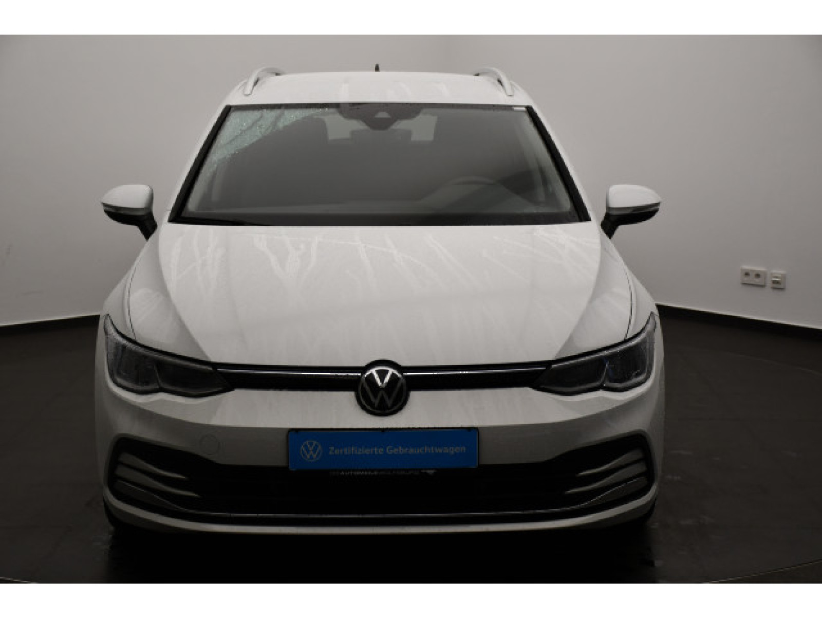 Volkswagen - Golf_18