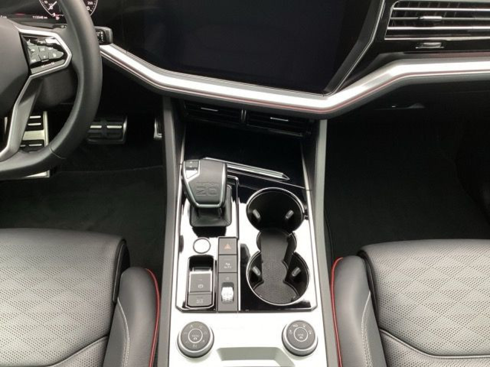 Volkswagen - Touareg_9