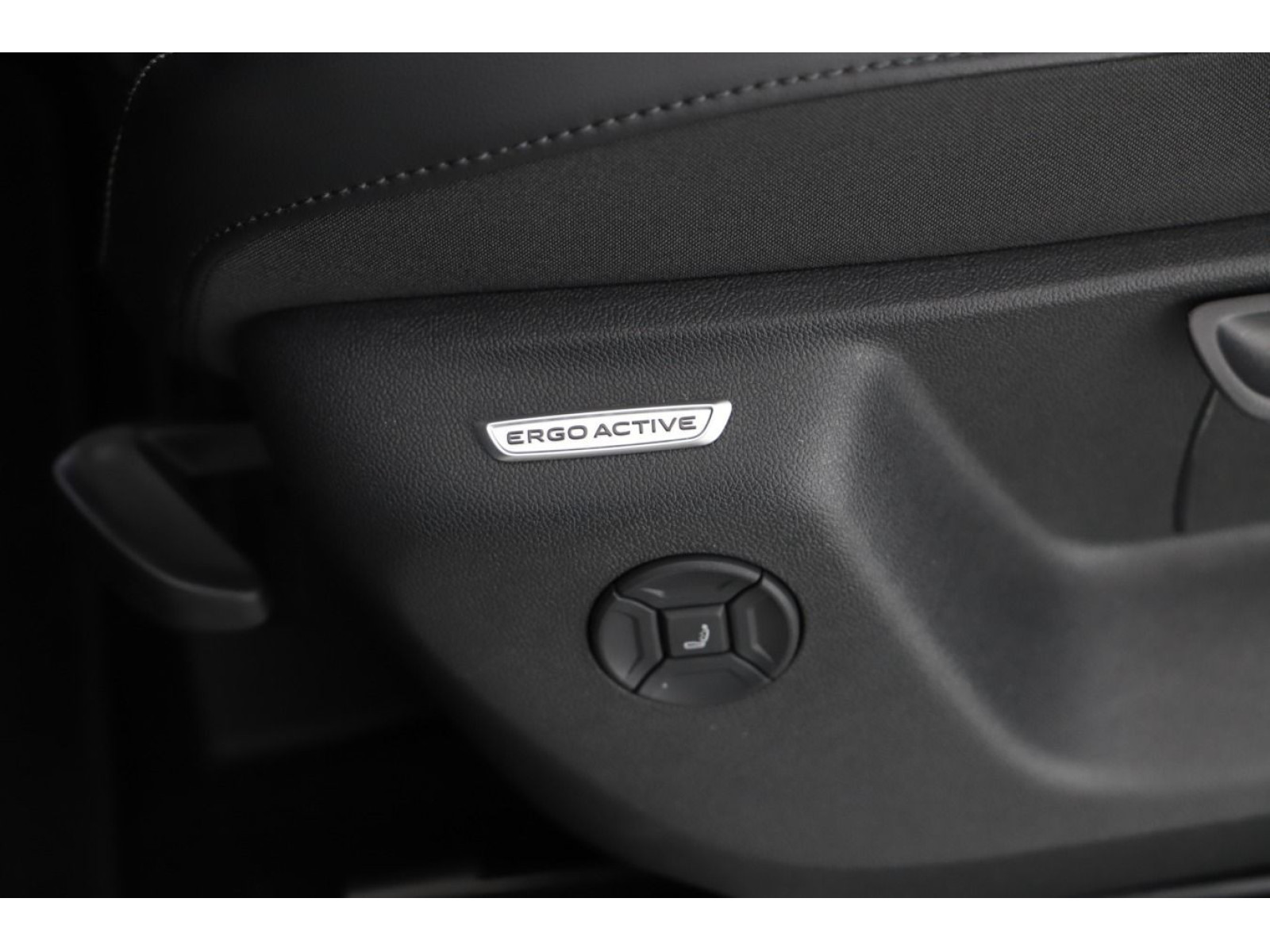 Volkswagen - Tiguan_8