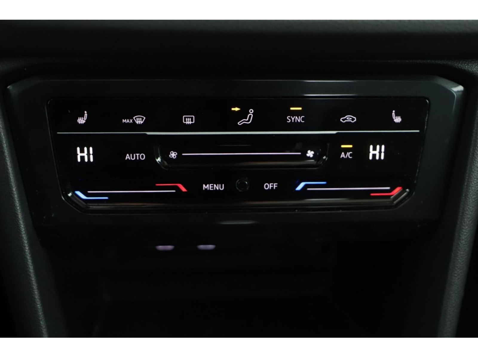 Volkswagen - Tiguan_11