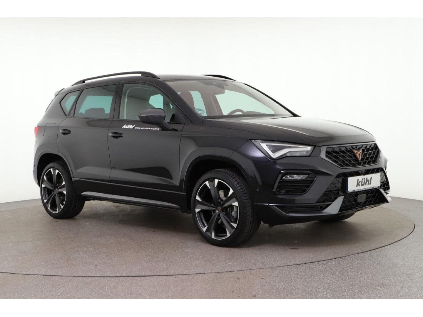 diagonal-frontansicht-aussen