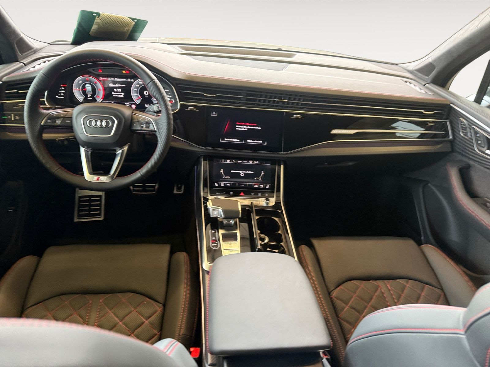 Audi - Q7_11