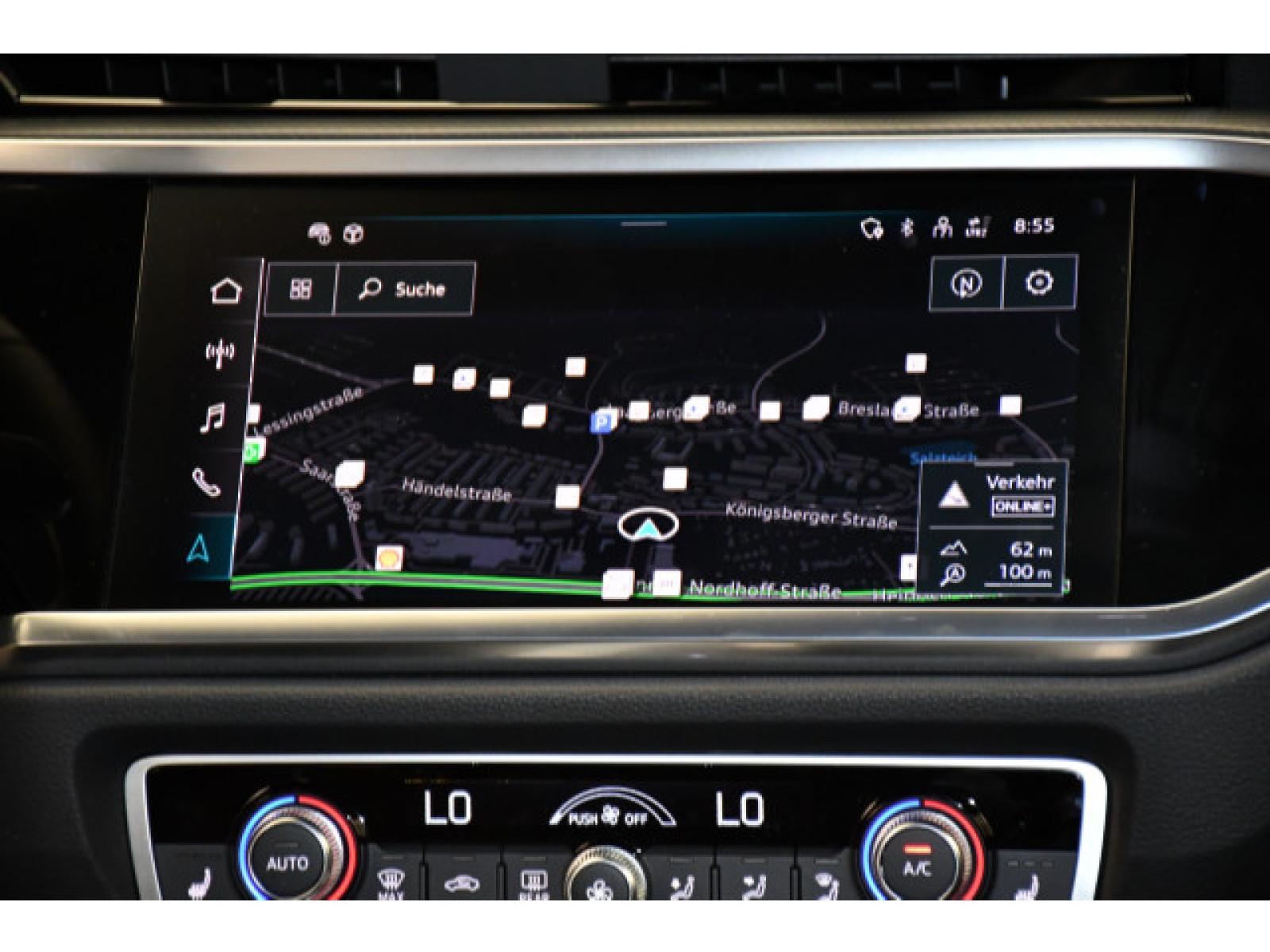 Audi - Q3_9