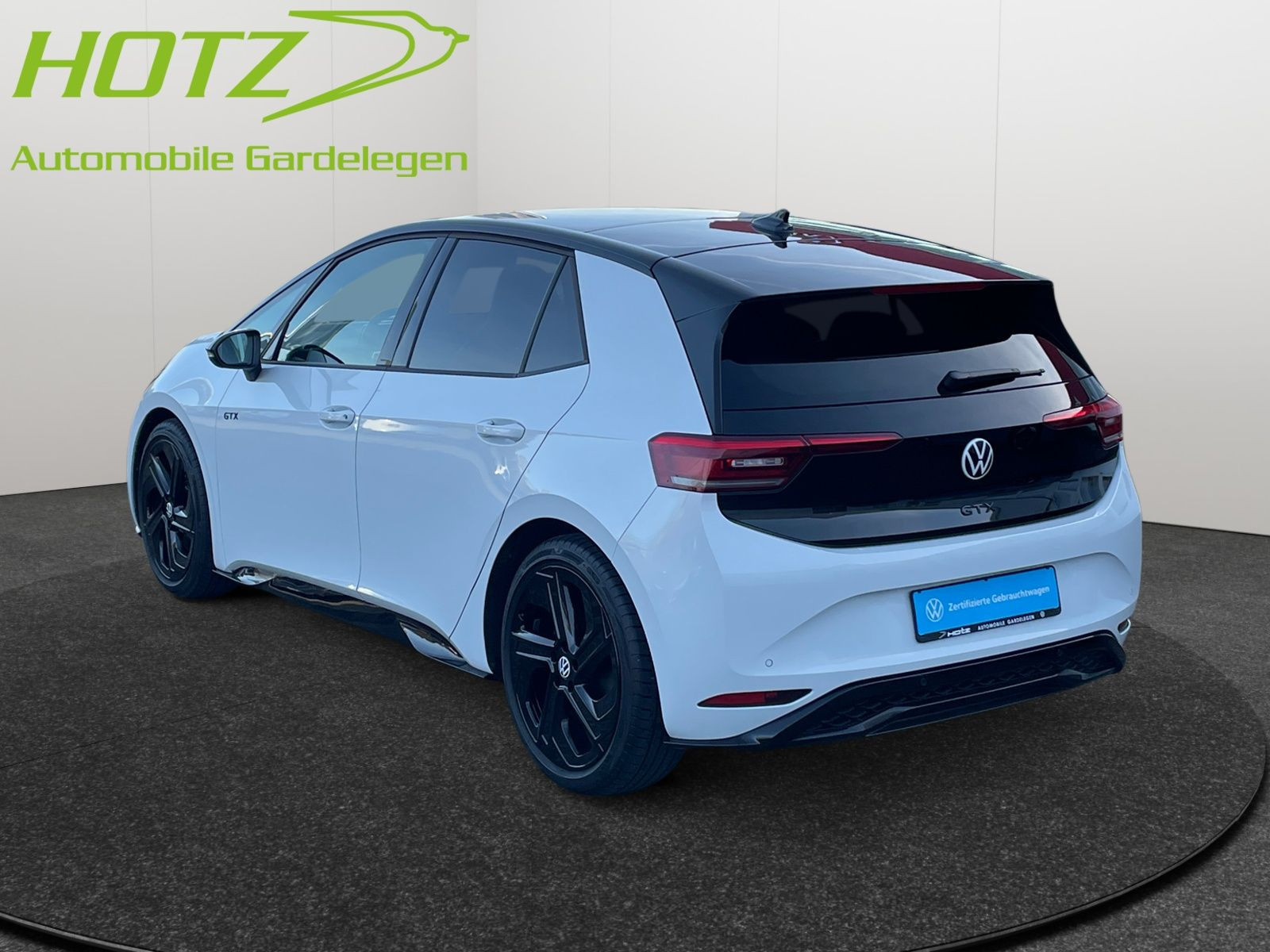 diagonalansicht-hinten-aussen