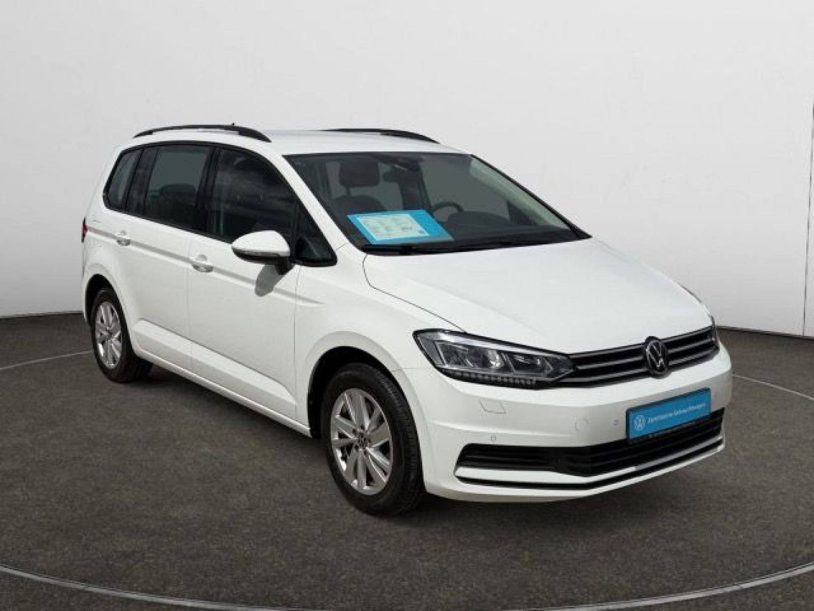 Volkswagen - Touran_7