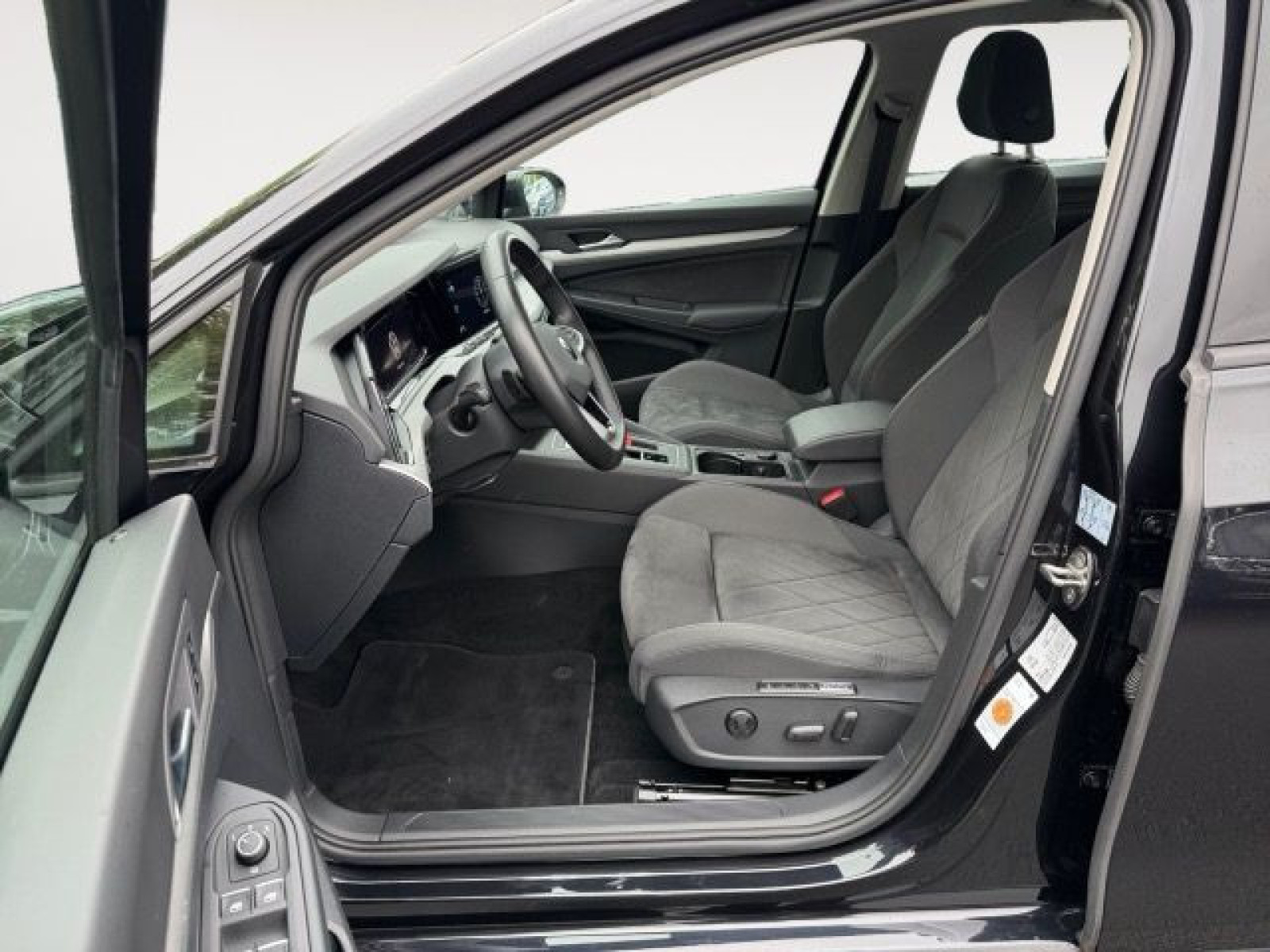 Volkswagen - Golf Variant_9
