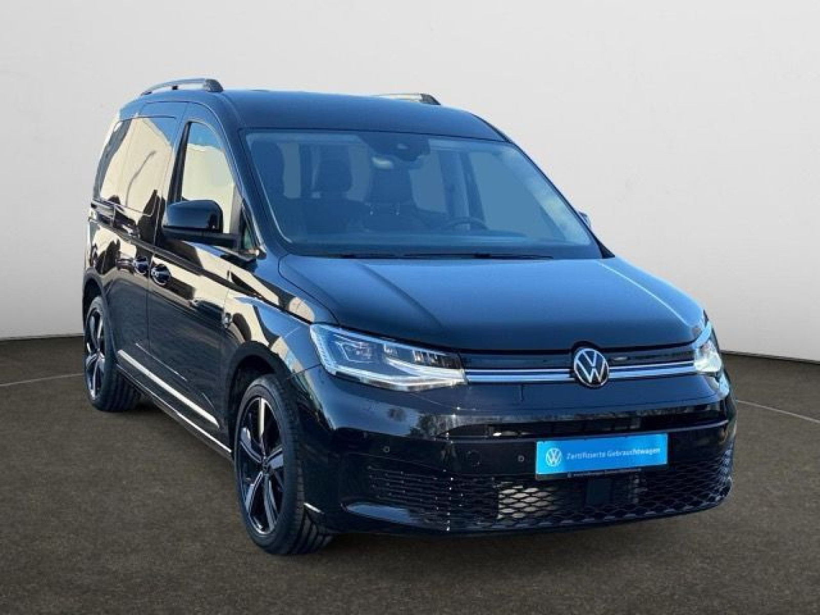 diagonal-frontansicht-aussen