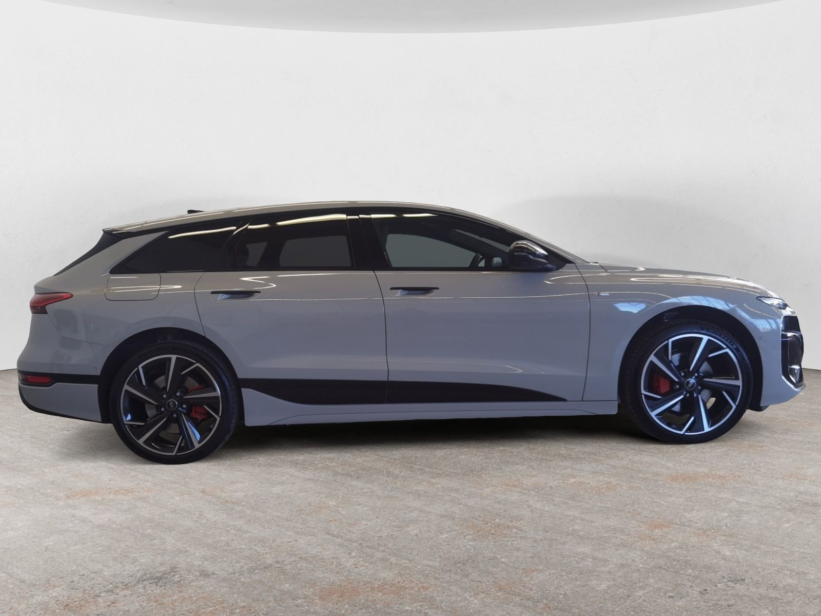Audi - A6 Avant e-tron_6