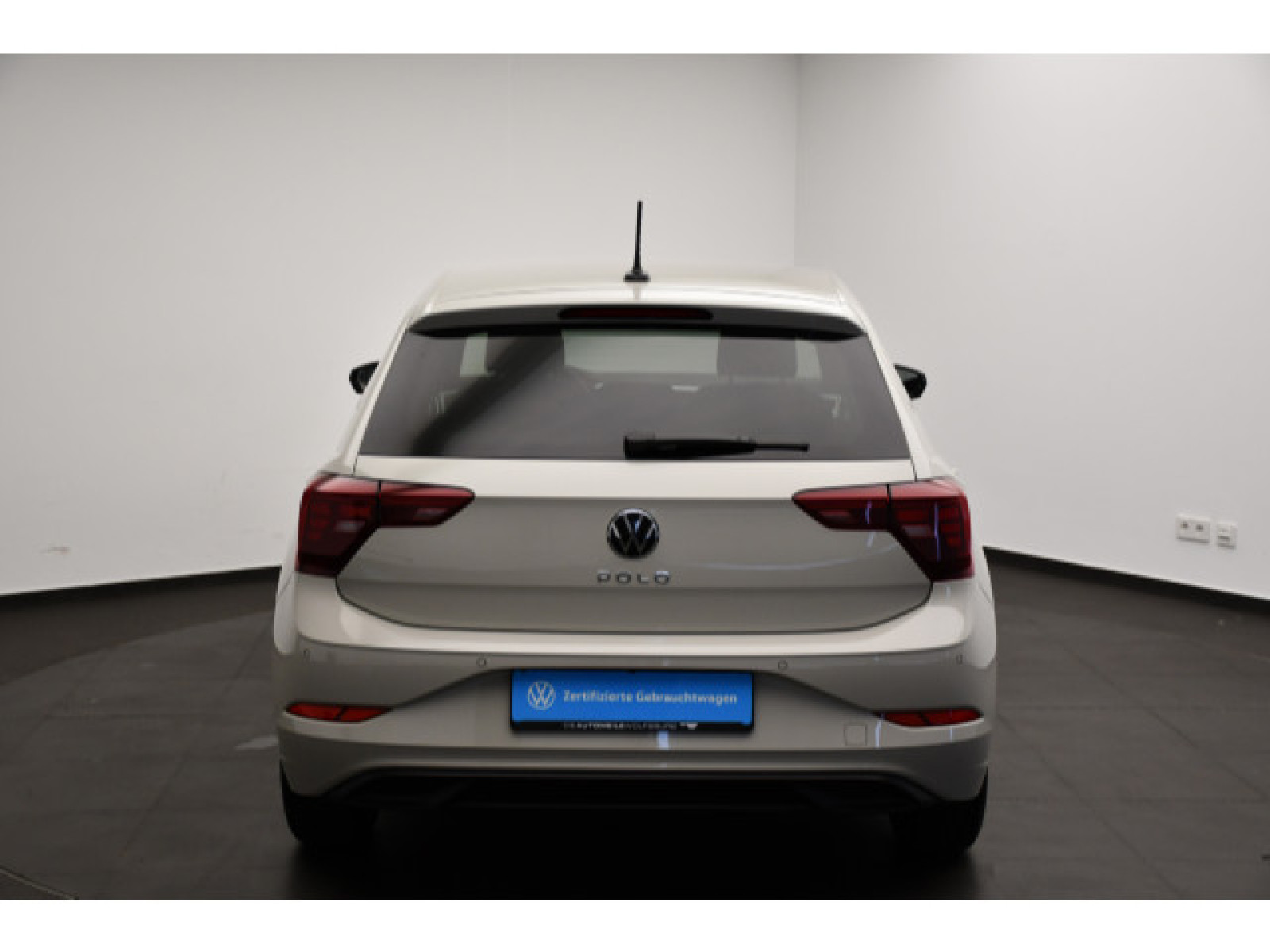 Volkswagen - Polo_17