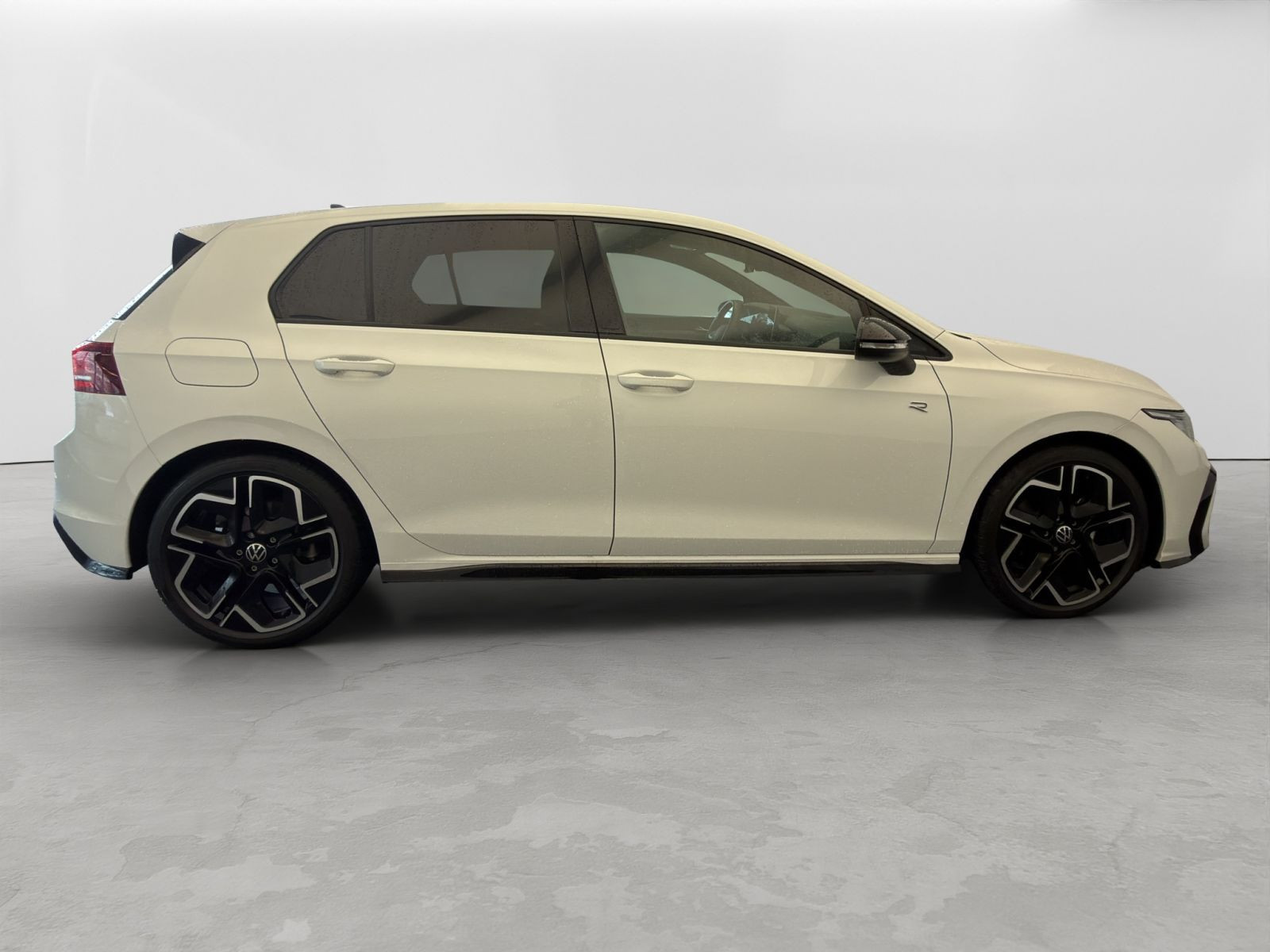 Volkswagen - Golf_6