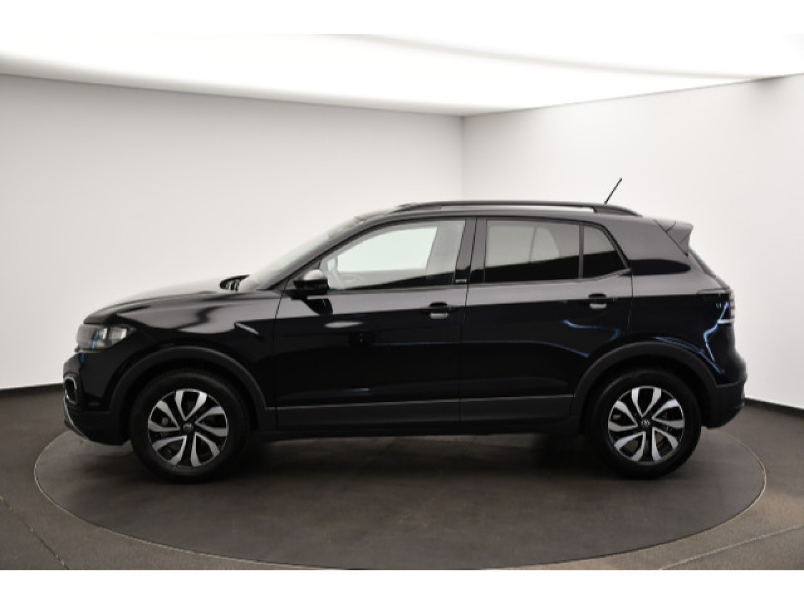 Volkswagen - T-Cross_14