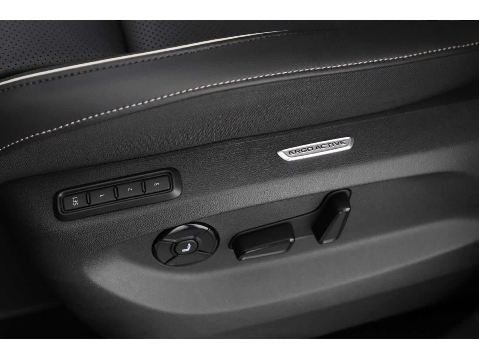 Volkswagen - Tayron_8