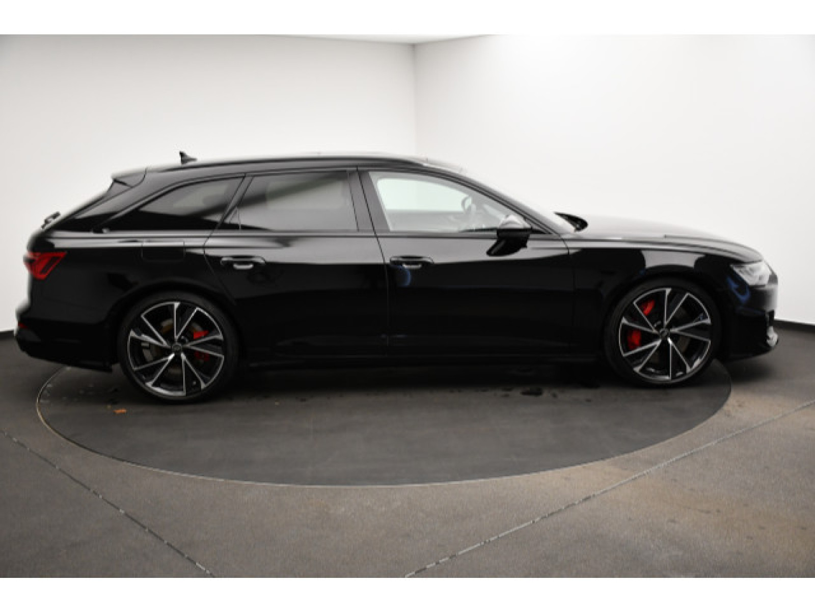 Audi - S6 Avant_19