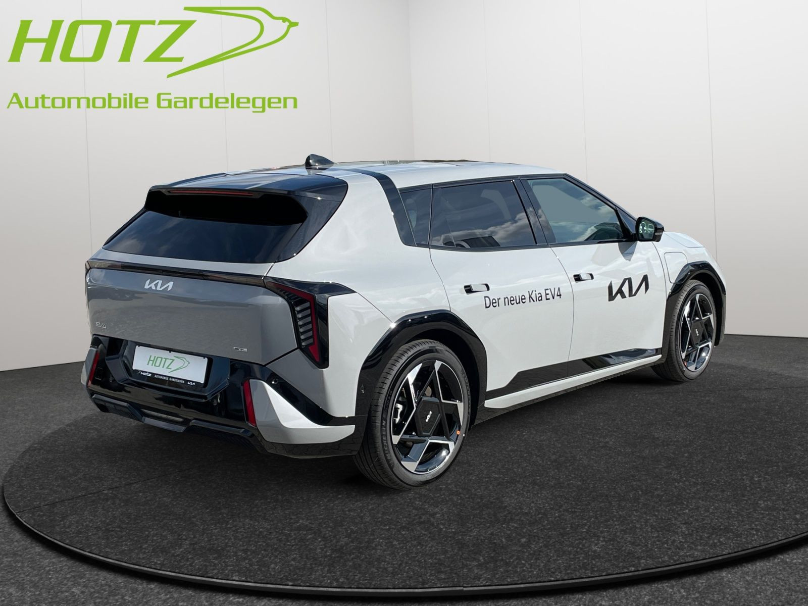 Kia - EV4_6