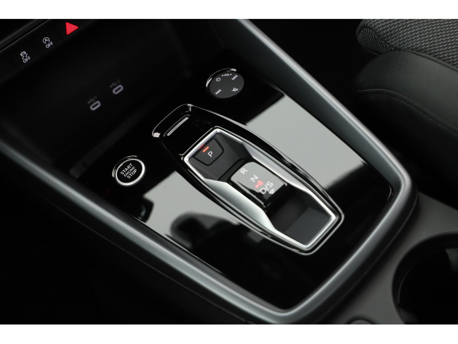 Audi - A3 Limousine_13