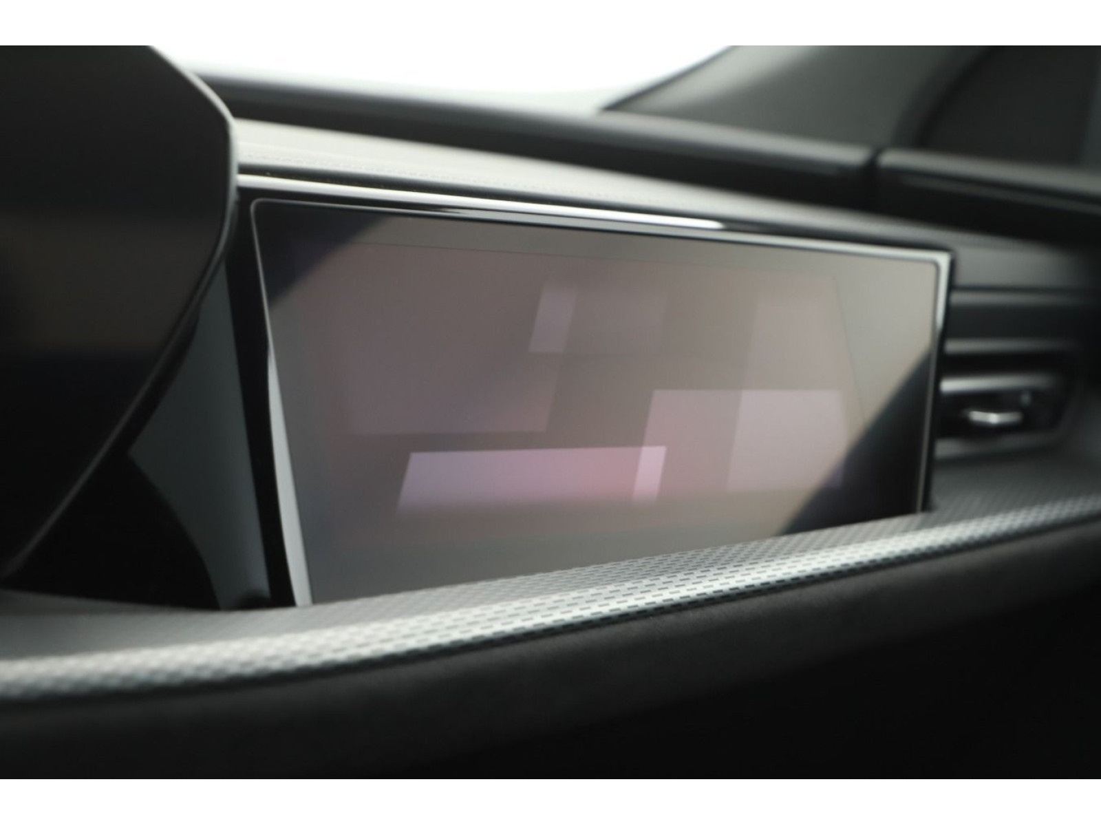 Audi - SQ5_10