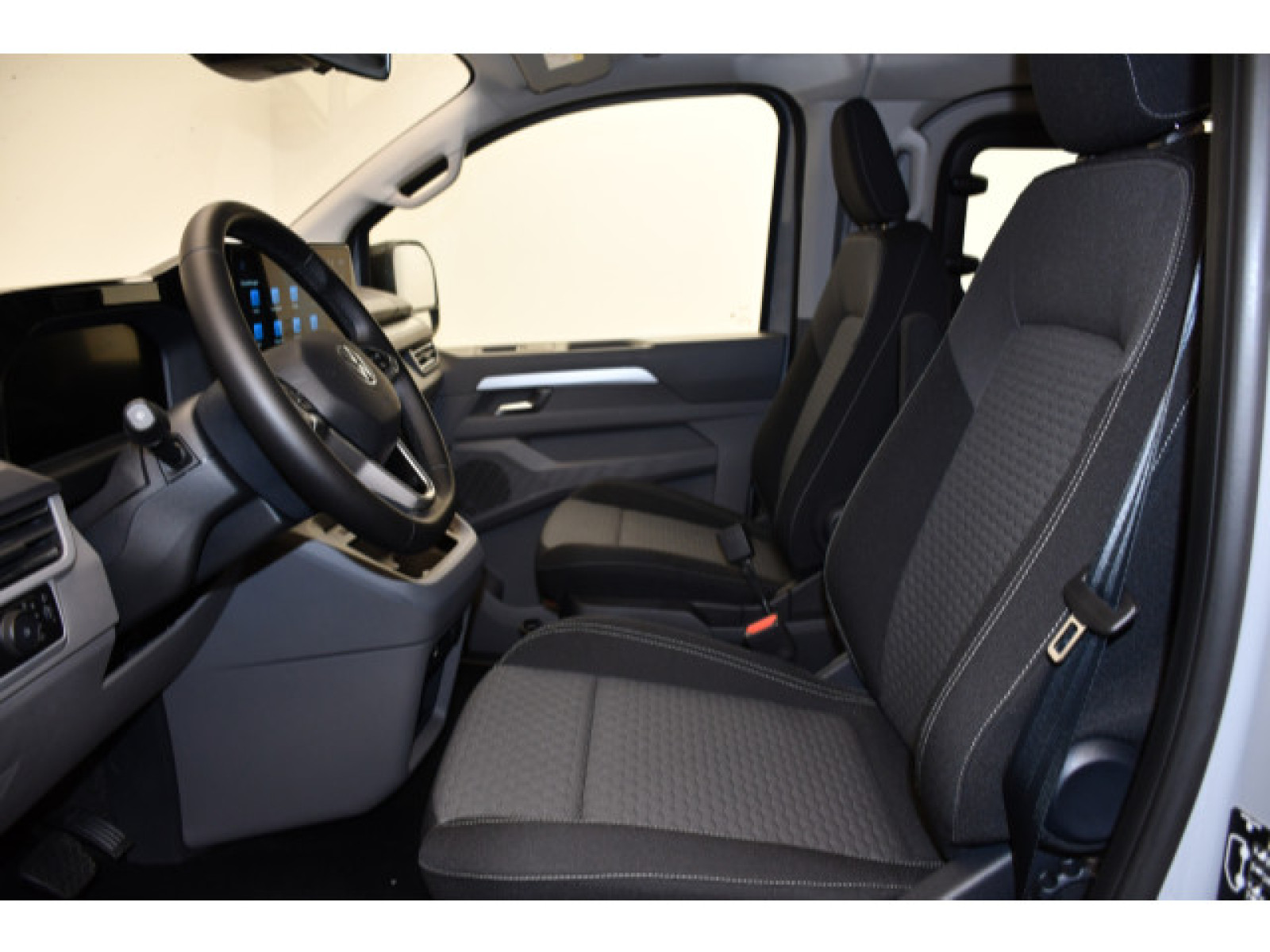 Volkswagen - T7 Caravelle_4