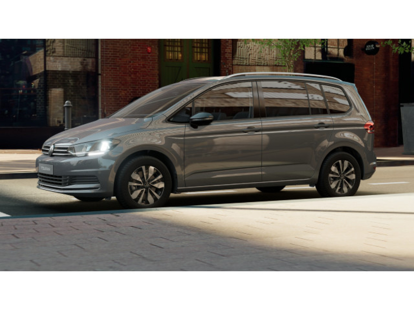 diagonal-frontansicht-aussen