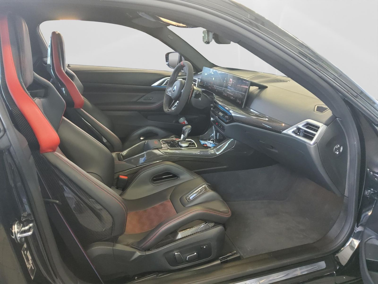 BMW - M4_3