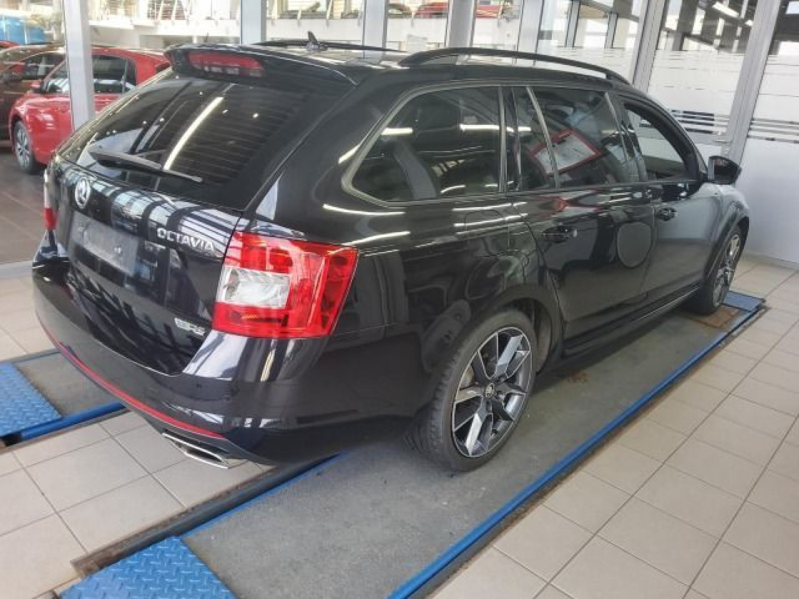 diagonalansicht-hinten-aussen