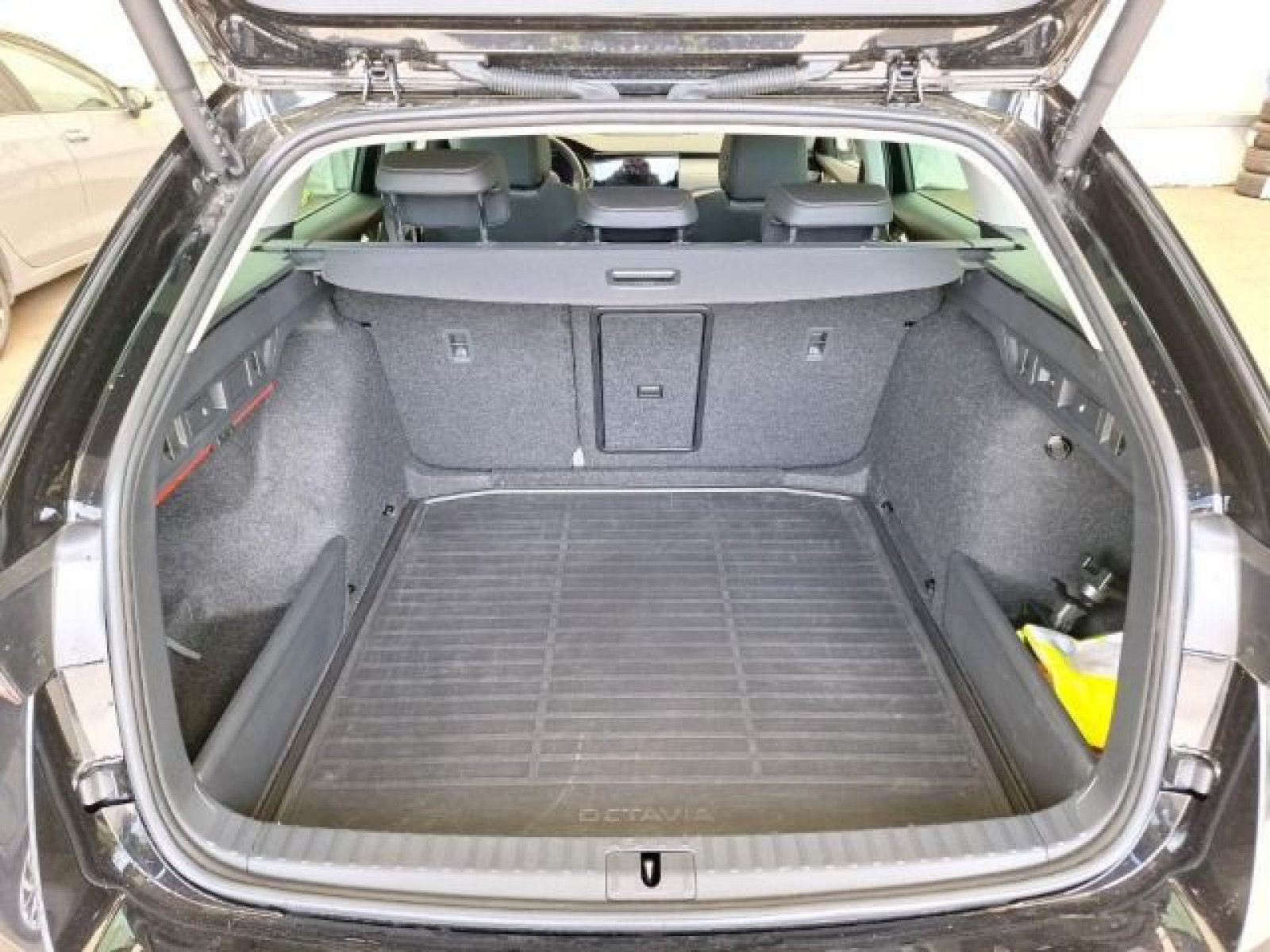 Fahrzeugbild_10