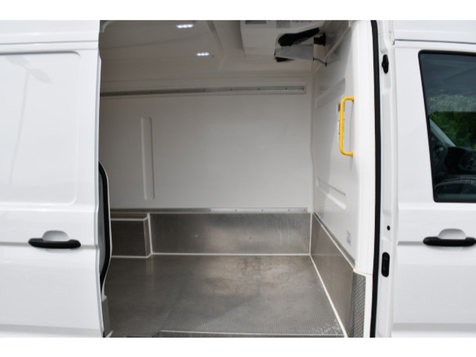 Volkswagen - Crafter_9
