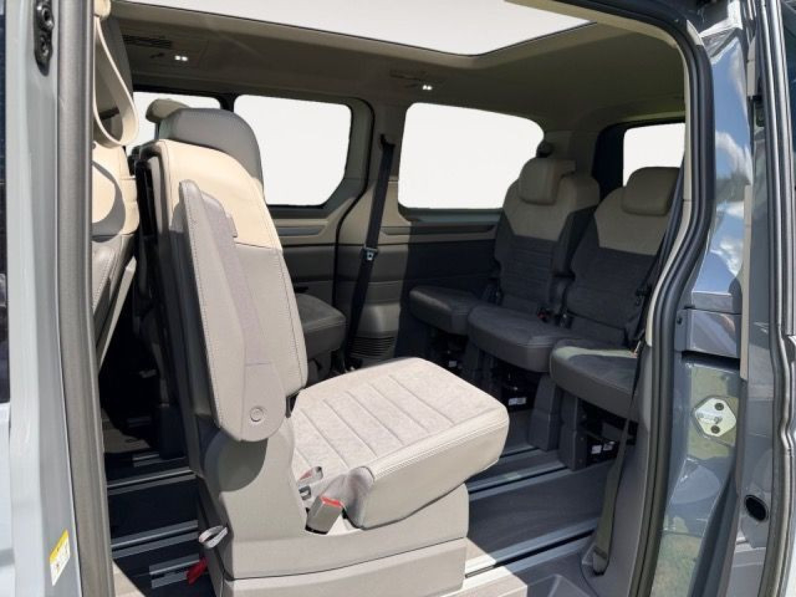 Volkswagen - T7 Multivan_14