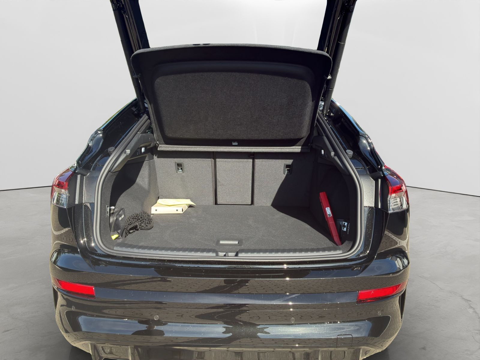 Audi - Q4 Sportback e-tron_17
