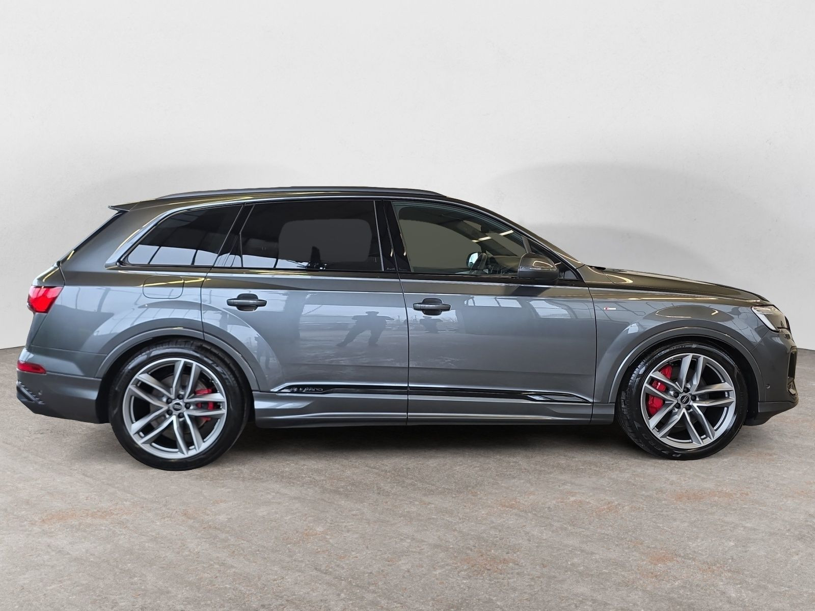Audi - Q7_8