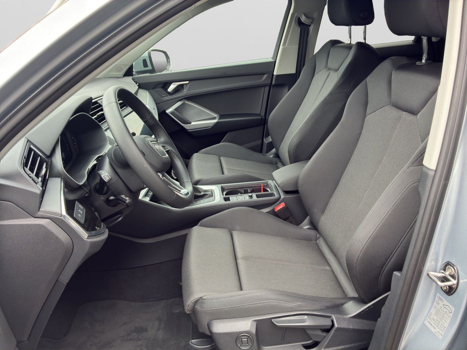 Audi - Q3_8