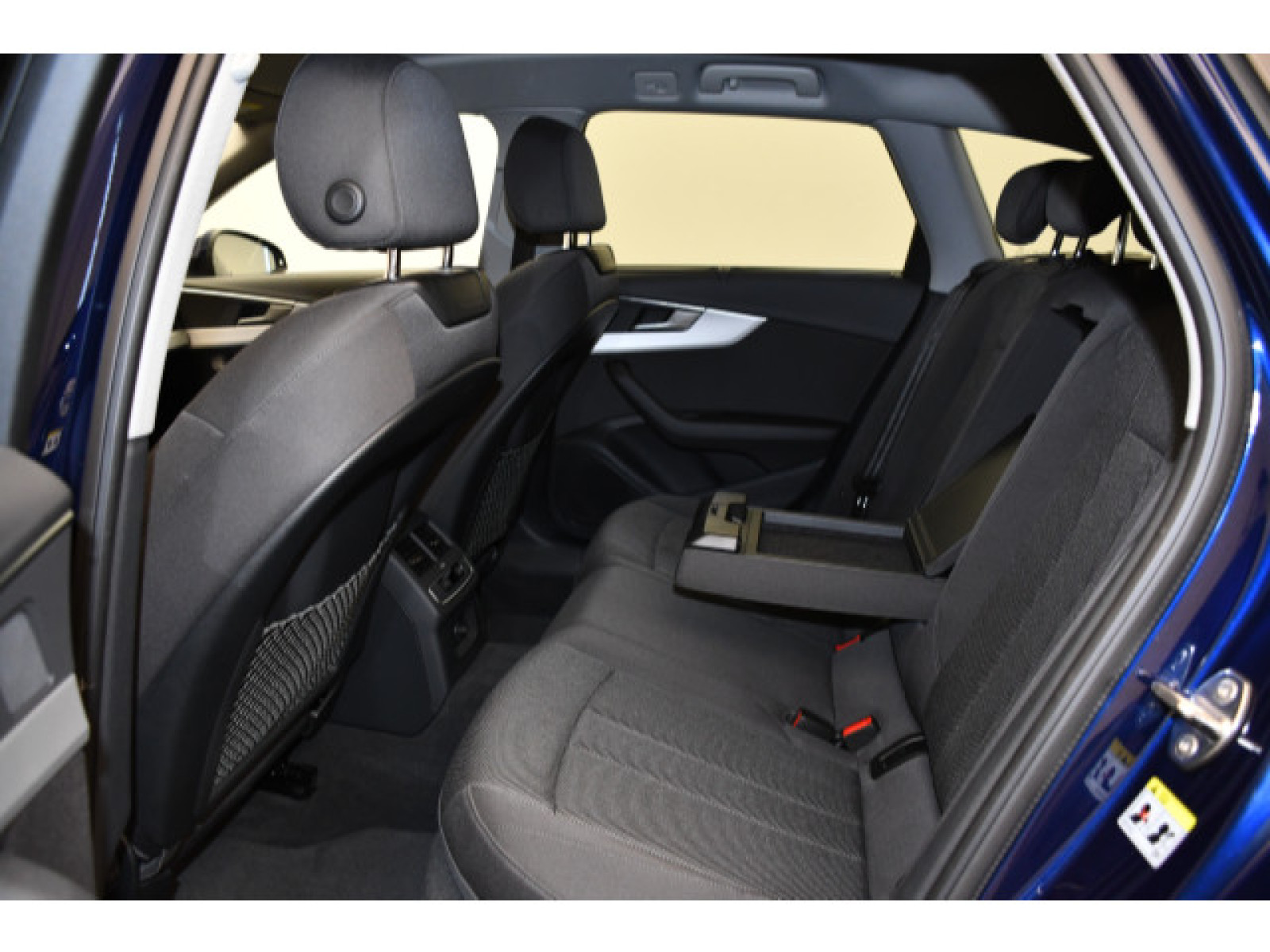 Audi - A4 Avant_9