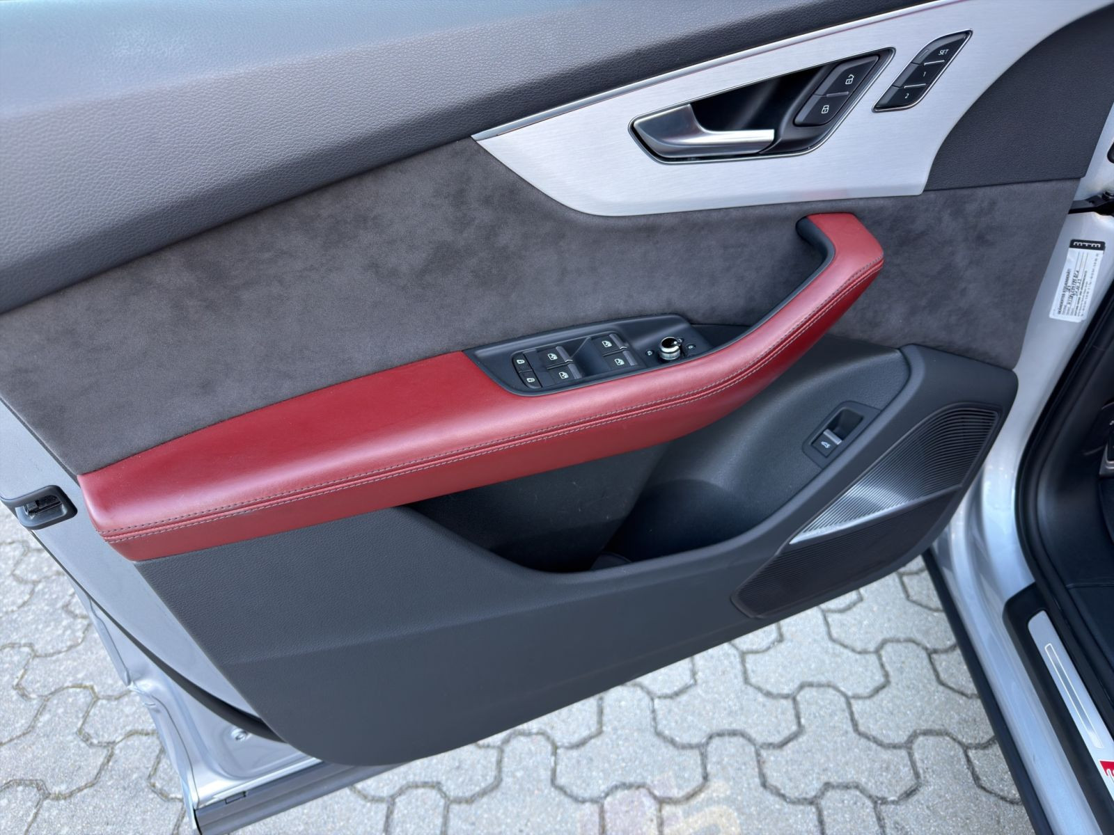 Audi - SQ7_15