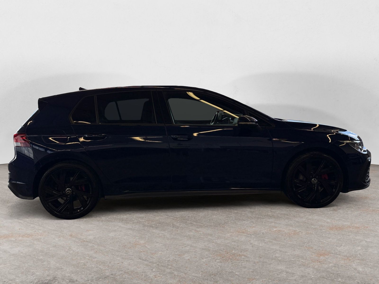 Volkswagen - Golf_9