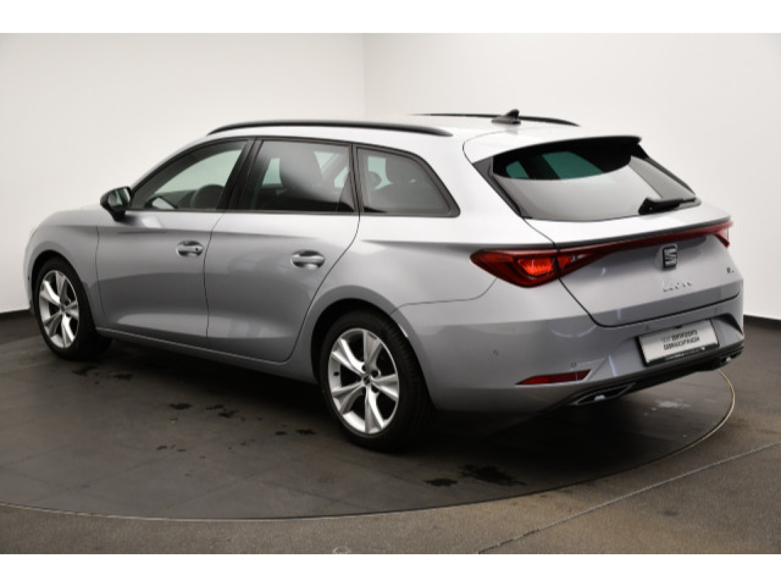 diagonalansicht-hinten-aussen