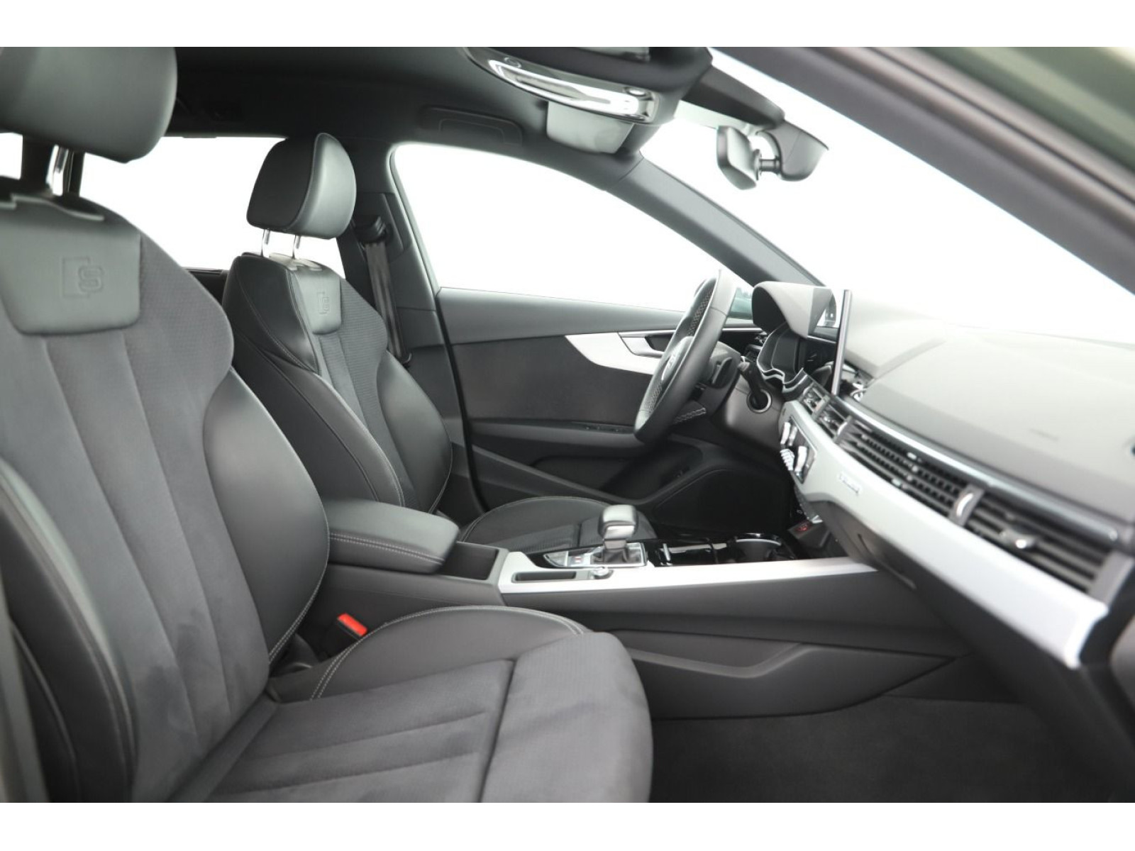 Audi - S4 Avant_7