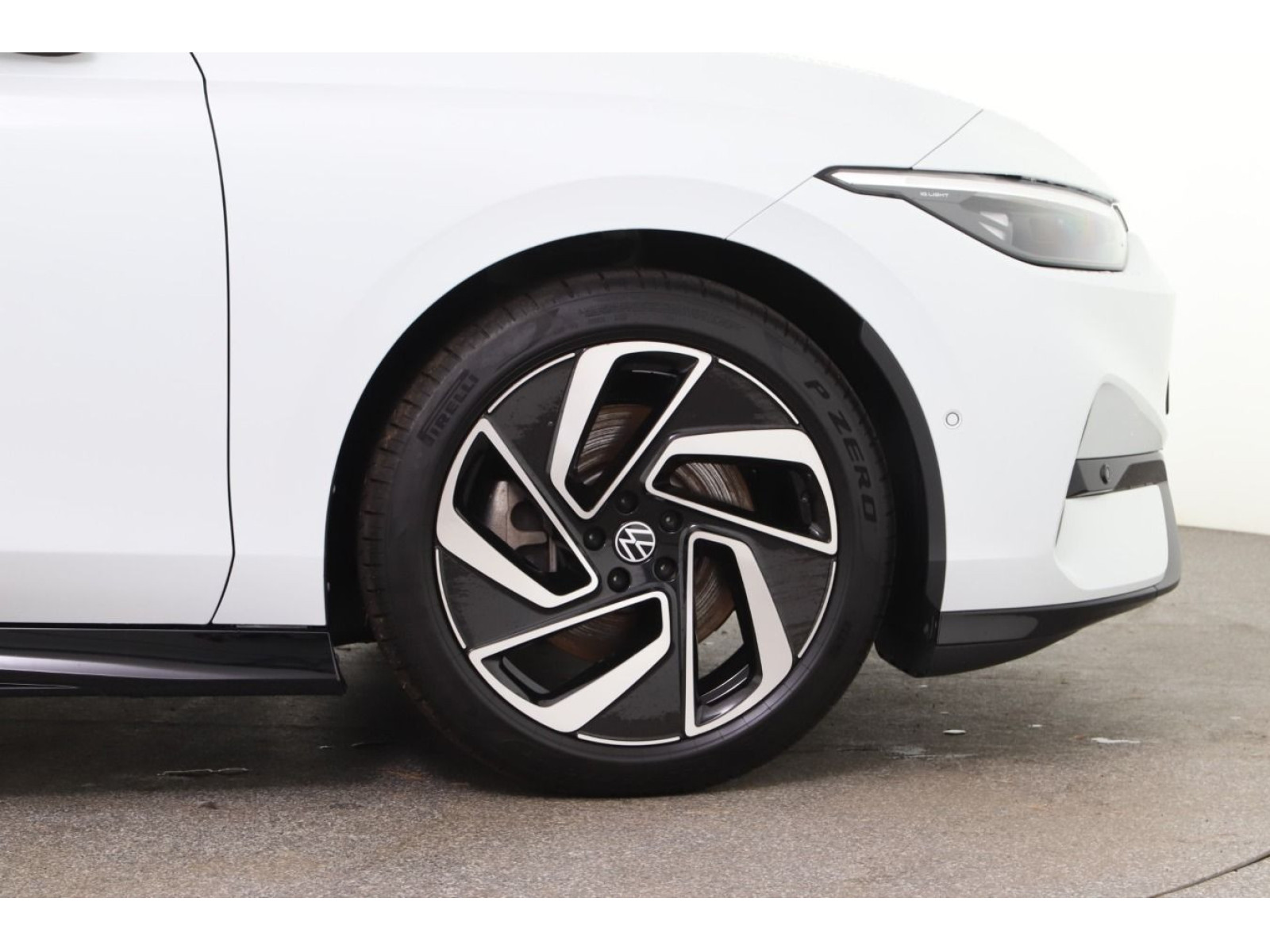 Volkswagen - ID.7 Tourer_3