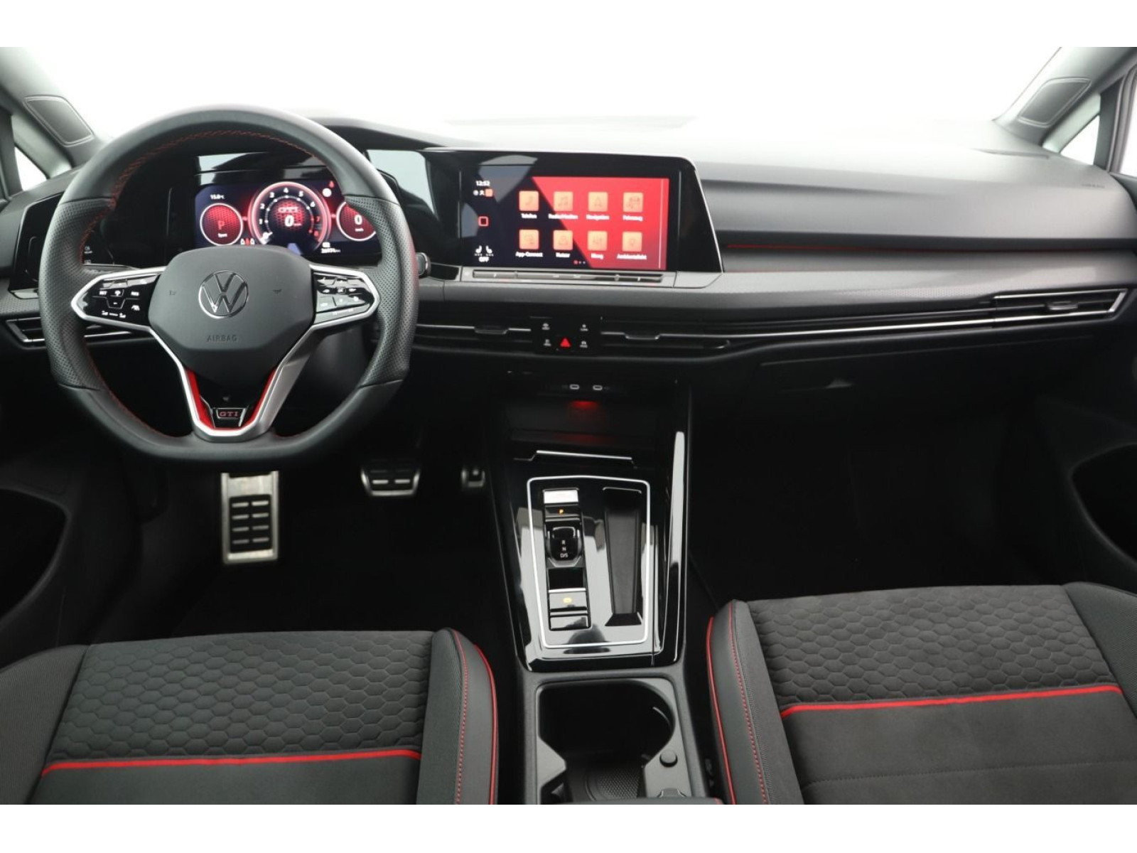 Volkswagen - Golf GTI_8