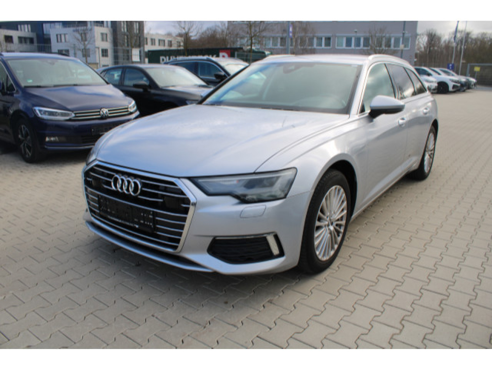 diagonal-frontansicht-aussen