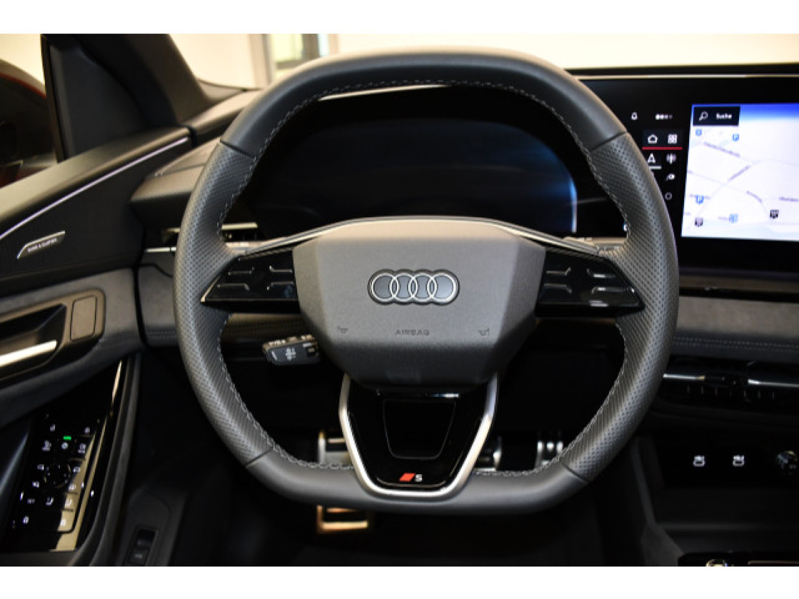 Audi - Q6 Sportback e-tron_7