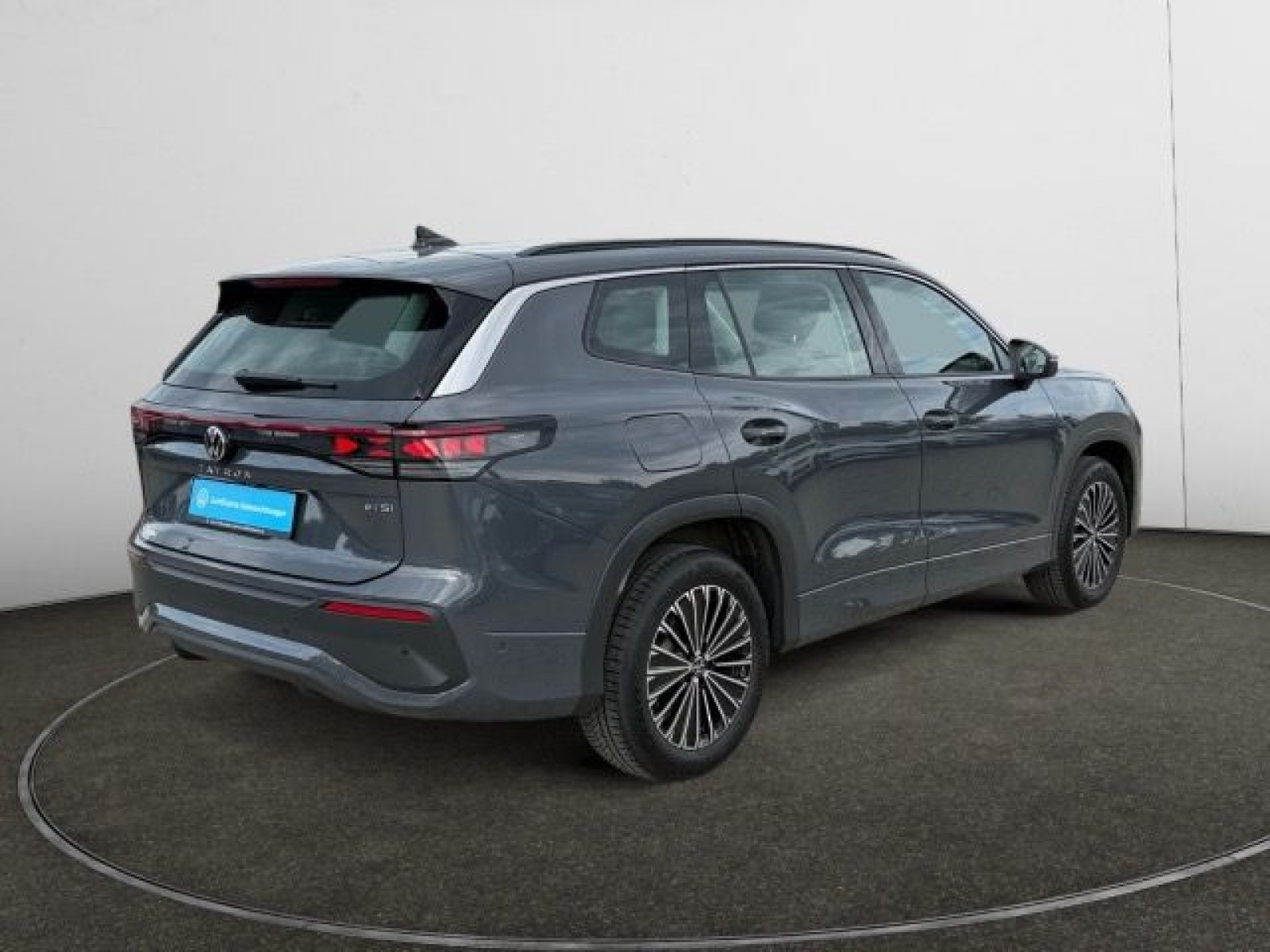 Volkswagen - Tayron_3
