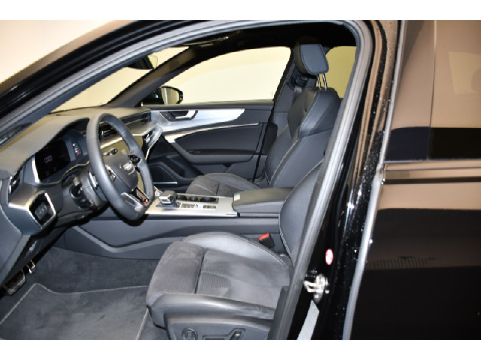 Audi - S6 Avant_3