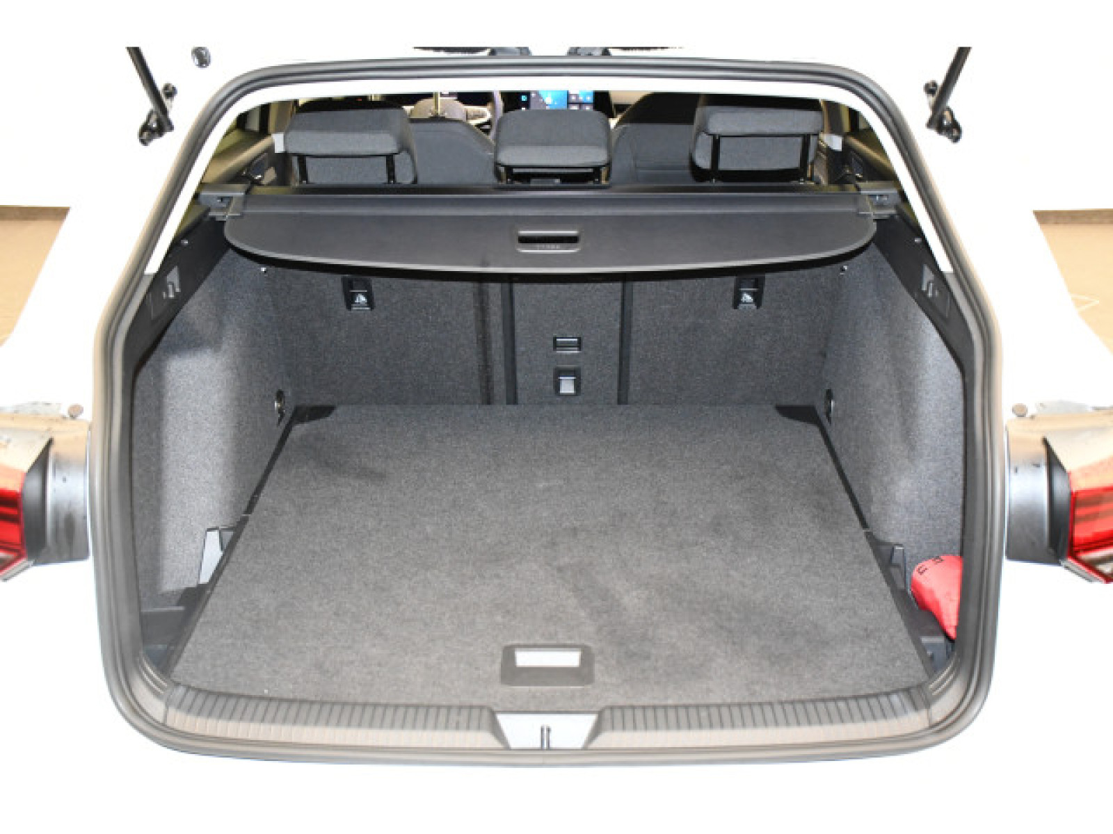 Volkswagen - Golf_10